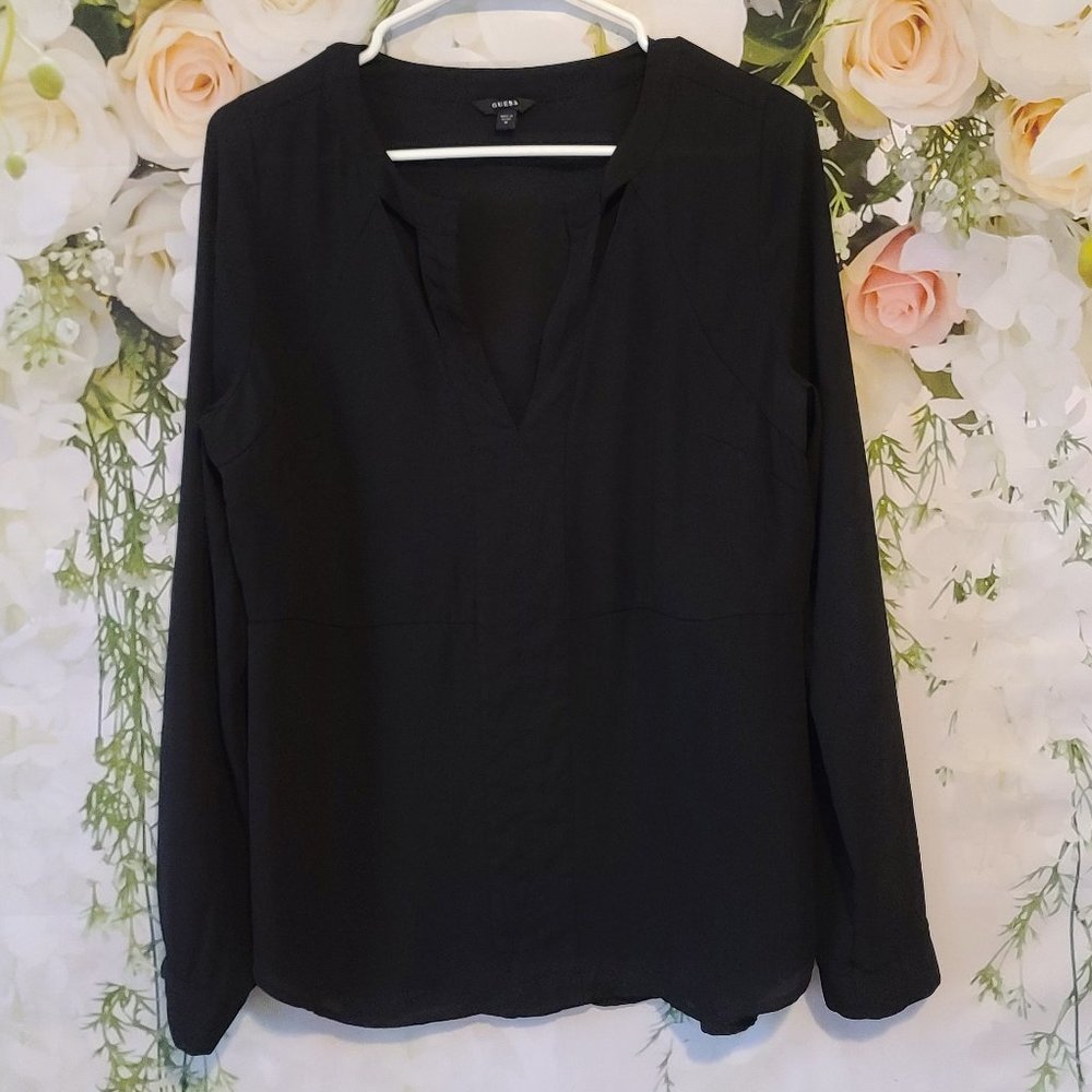 Black guess shirt